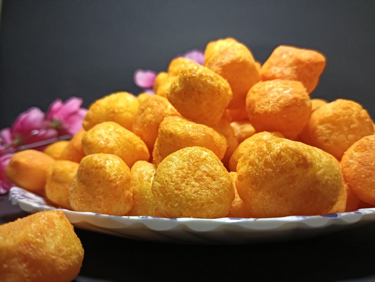 Delicious Crunchy Cheese Balls 🧀✨
